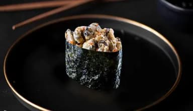 Mussels spicy gunkan /pcs